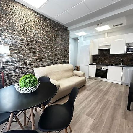 Apartamento Amueblado En El Centro De Madrid Bagian luar foto