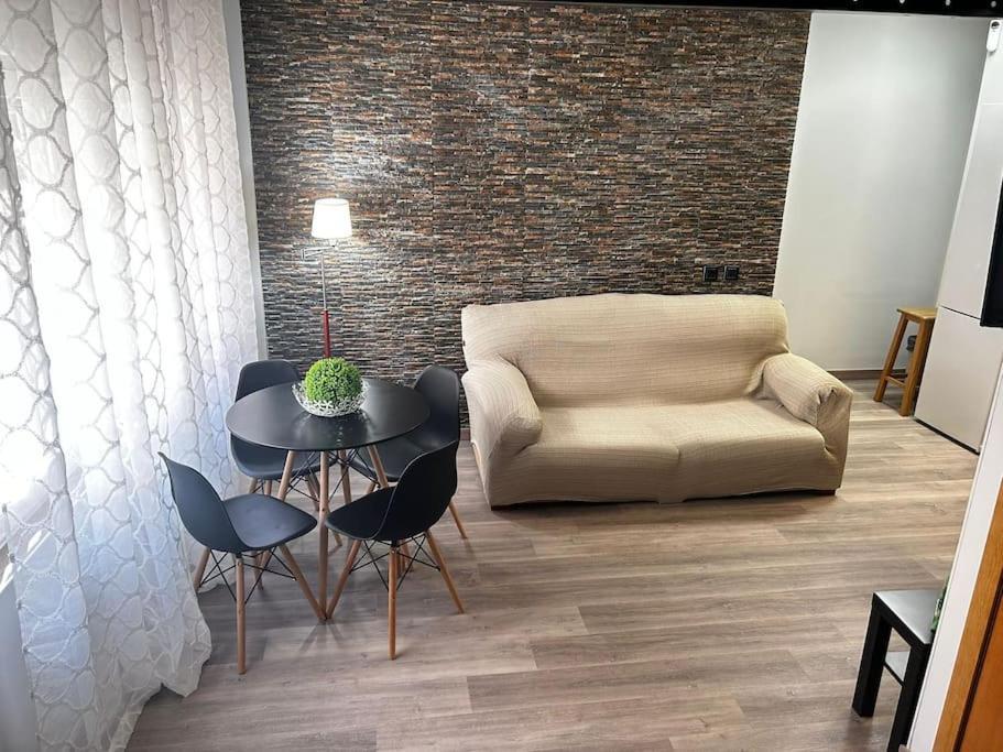 Apartamento Amueblado En El Centro De Madrid Bagian luar foto